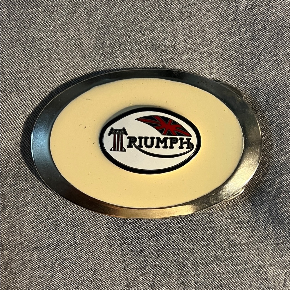 Triumph Cream and Silver Oval belt Buckle